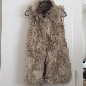 Zara faux fur vest